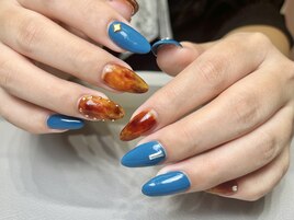 秋っぽべっこうネイル
