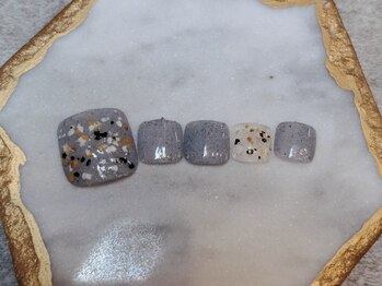 アスー(Aswy.)/【foot親指デザイン】