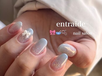 アントレッド(entraide)/韓国風グラデーションネイル