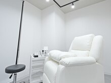 【メンズOK】ネイルも個室！リクライニングチェアでくつろげます