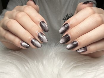 ルミエールサント(lumiere sainte)/うるぷるマグネットネイル