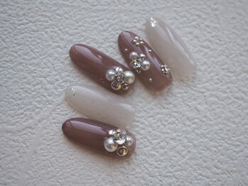 ルームイチマルニ バイ マルメネイル(room102 by malmonail)/定額¥16500 担当:澁谷