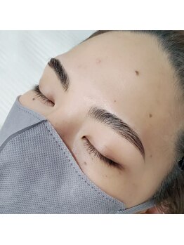 アイラッシュサロン モッペル(Eyelash Salon Moppel)/ハリウッドブロウリフト