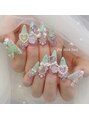 ピオミエルネイル 新宿(pio miel nail) ヌーディーカラーのグラデーションで、上品な指先。