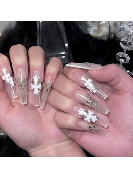 ハスミネイルサロン 新大久保店の写真/特別な日を彩る指先へ★長さ出し×華やかデザインが得意！イベントやブライダルもお任せ[新大久保２分♪]