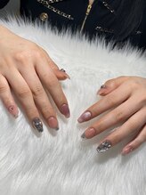 ジョリ チュン(JOLIE TRUONG)/