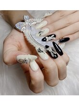 ヘブン ネイル 鶯谷(HEAVEN Nail)/モノトーンバタフライネイル
