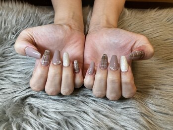 カットアンドスタイル クラウン(Cut & Style Clown)/横浜/ジェル/スカルプ/長さだし