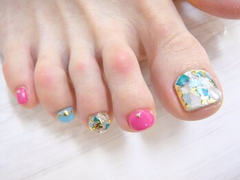 フットシェルネイル定額￥9000
