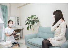 凪鍼灸院の雰囲気（しっかりとカウンセリングをおこない、悩みを解消いたします◎）