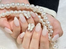 ナナアンドコー(Nana&Co.)/蝶々ネイル