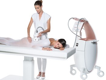 デイ スパ アリュメール 北浜店の写真/驚きの相乗効果◎部分スリムを最速で実現!【キャビ&ラジオ波+エンダモロジーアライアンスSET85分¥11,000】