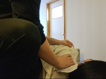 まるほぐしの写真/【肩こり専門店】施術歴11年のオールハンド施術でお客様のお悩みを根本改善!夜23時まで営業*駐車場あり◎