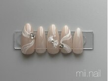 ミイネイル(mii.nail)/上品綺麗めデザイン