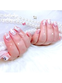 ショートでも映え◎！韓国ネイル