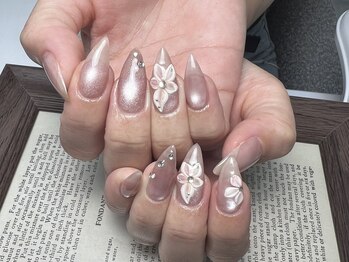 持ち込み立体お花ネイル