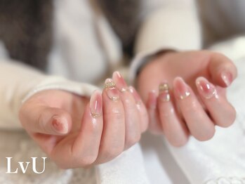 ラブユー(LvU)/チークネイル