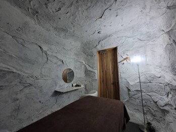 アロマアンドリラクゼーション アイビー(IVY)/完全個室の店内