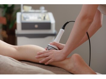 グローアップ(Glow up)/ハイパーナイフで脂肪撃退!!