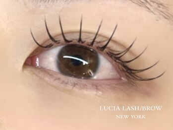 ルシアラッシュブロウ 心斎橋(LUCIALASHBROW)/LEDマツエク/フラットラッシュ