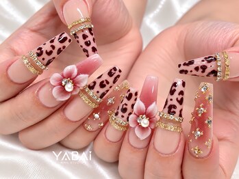 ヤバイネイル(YABAI Nail)の写真/個性と高級感を兼ね備えた特別デザイン★丁寧に仕上げるオーダーメイドNailで世界に一人の指先をお届け...