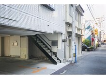 プライベート整体院 アイリー(IRiE)/外観（2階へお上がりください）