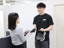 ヒワラニ 大阪店(HIWALANI)の雰囲気（服と靴の貸し出しもあるので、手ぶらでもOK！！）
