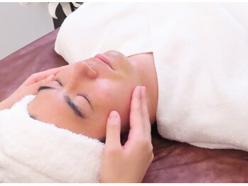 ステラグランデ(Stella grande)の写真/★ トーンアップ毛穴レス ★ 全顔 毛穴リセット(メンズOK)60分