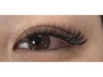 リーベ 秋津店(Liebe)/LEDボリューム480本