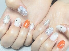 人魚の鱗ネイル　【岡山】