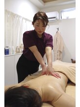 モモズアロマルーム(momo's Aroma room)/アロマリンパ