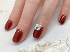 ボルドー×ビジュー