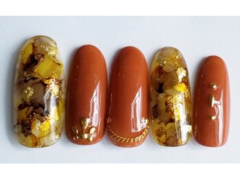 ヘアーアンドネイル ルシア(Hair&Nail Lucia)/べっ甲風ゴージャス秋ネイル☆