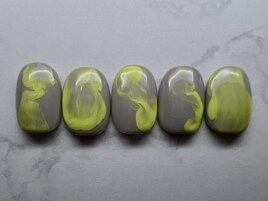 ニュアンスたらし込み風アート