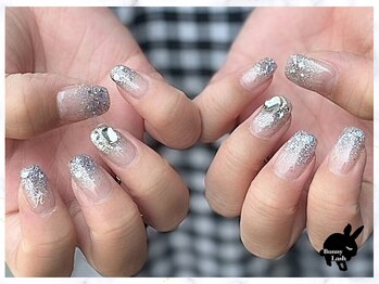 バニーラッシュ(Bunny Lash)/【ワンカラーネイル】