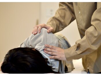 リボディ整骨院 名取(Re±body整骨院)の写真/首肩のつらさを解き放つ、自分だけの時間。強く押さない施術で、極上の軽さへ