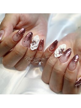 ネイルサロン R/スタイリングコース×aki