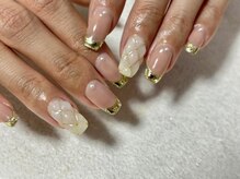 モグネイル(Mogunail)/ガラスフレンチキルティング