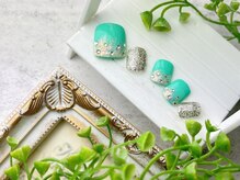 ネイルサロン&スクール ジーナ(GINA)/グリーン×ラメ