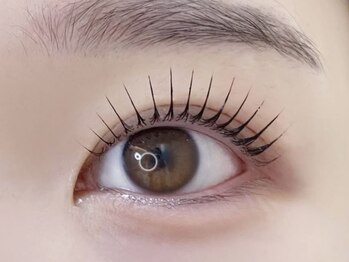 セレブヒルズ 加古川店(Celeb Hill's)の写真/《予約殺到のサロン☆》韓国アイドル束感まつ毛パーマが人気NO1!!【U24学割上¥2850/上下¥3990】