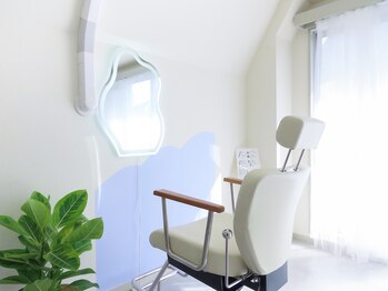 ミスキー 荻窪西口店(misky)/眉専用施術椅子