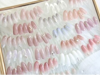 ネイルサロン ドルチェネイル 柏店(Dolce.Nail)の写真/オフィスきれいめデザイン☆贅沢ストーンアート/各種フレンチ【190種から選べる★極上シンプルコース】