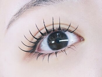 ジュルクアイ(julk eye)の写真/ぱっちりモテ可愛な目元へ☆良質な商材×丁寧な施術で持ちの良さUP【こだわりの毛質"ミスアイドール"使用】