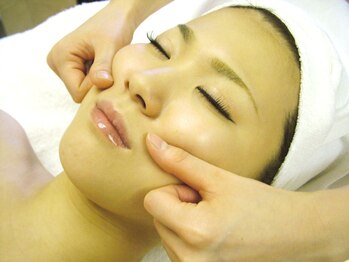 エルブランシェ(ELLE BRANCHE)/◆小顔造形コース◆