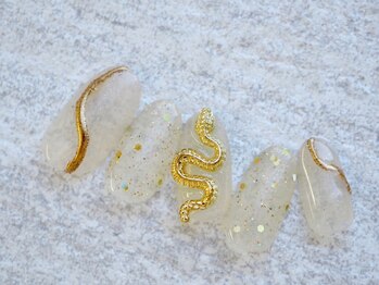 カトルナフ(quatre fois neuf)/大人蛇ネイルアート