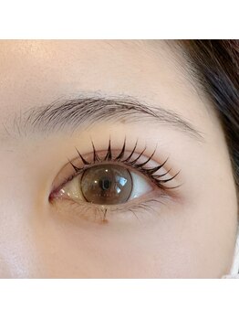 ムー(MUU)/ケアしながらまつ毛パーマ