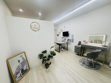 完全予約制サロン。毎日のスキンケアのアドバイスも♪