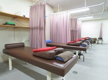 松山ひがし接骨院/施術スペース