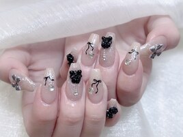 清楚系愛され指韓国リボンネイル