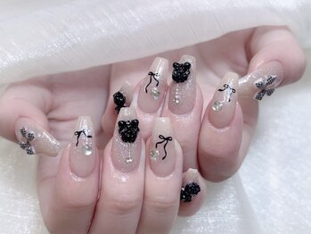 清楚系愛され指韓国リボンネイル